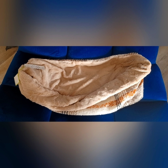 NWT Capelli New York Decorative Scarf Natural Combo Loop - Picture 2 of 2